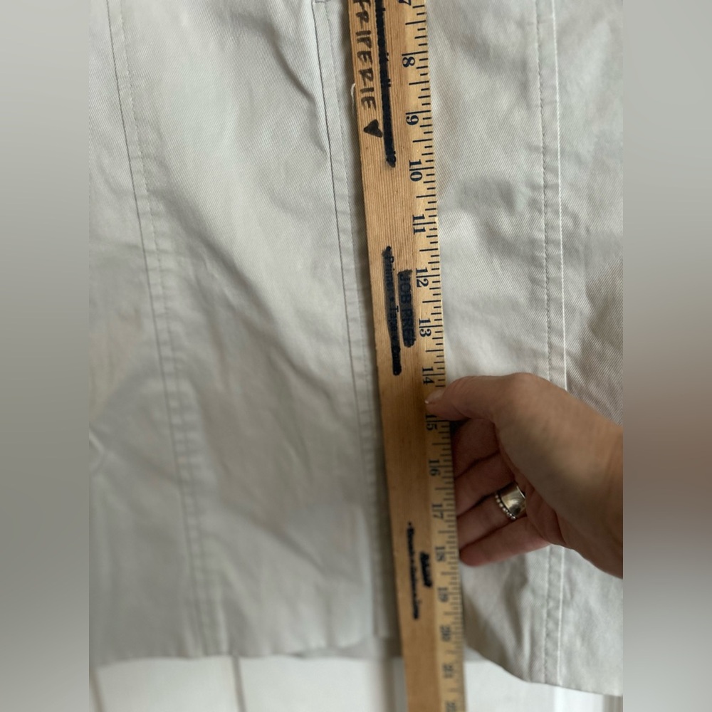 ❤️ 3/$15❤️
Club Monaco Pencil skirt - Picture 3 of 7